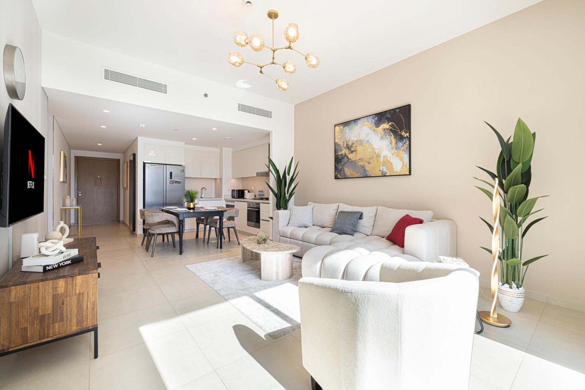 Mall Connected! Amazing Burj Khalifa View! Excellent Pool & Gym Access! Apartment *